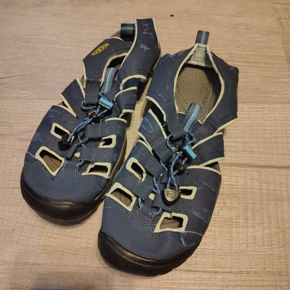 Keen Clearwater CNX Blue‎ Hiking Sandals Womens 7 Water Shoes 1008810